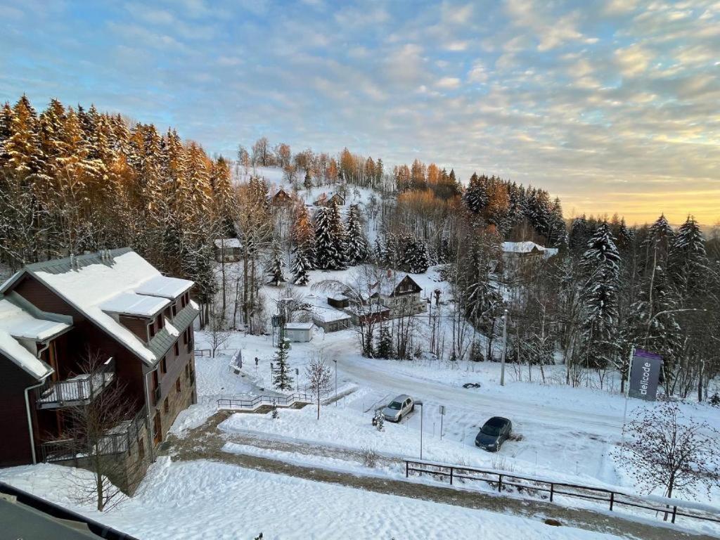 Rodinny Apartman Bratrouchov Семіли Екстер'єр фото